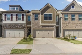 Building Photo - 2176 Flying Spur Dr