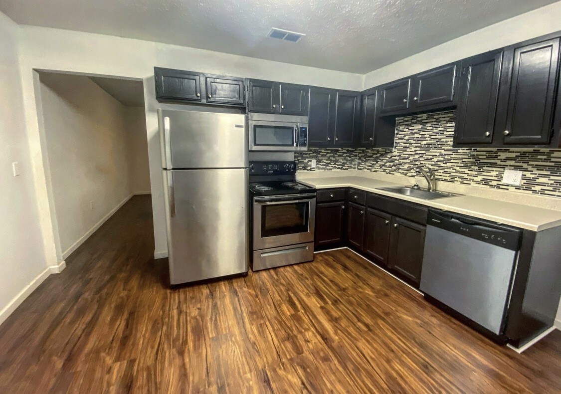 Primary Photo - 433 Culley Dr