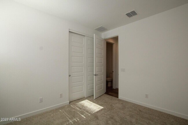 Building Photo - 23059 E Pegasus Pkwy