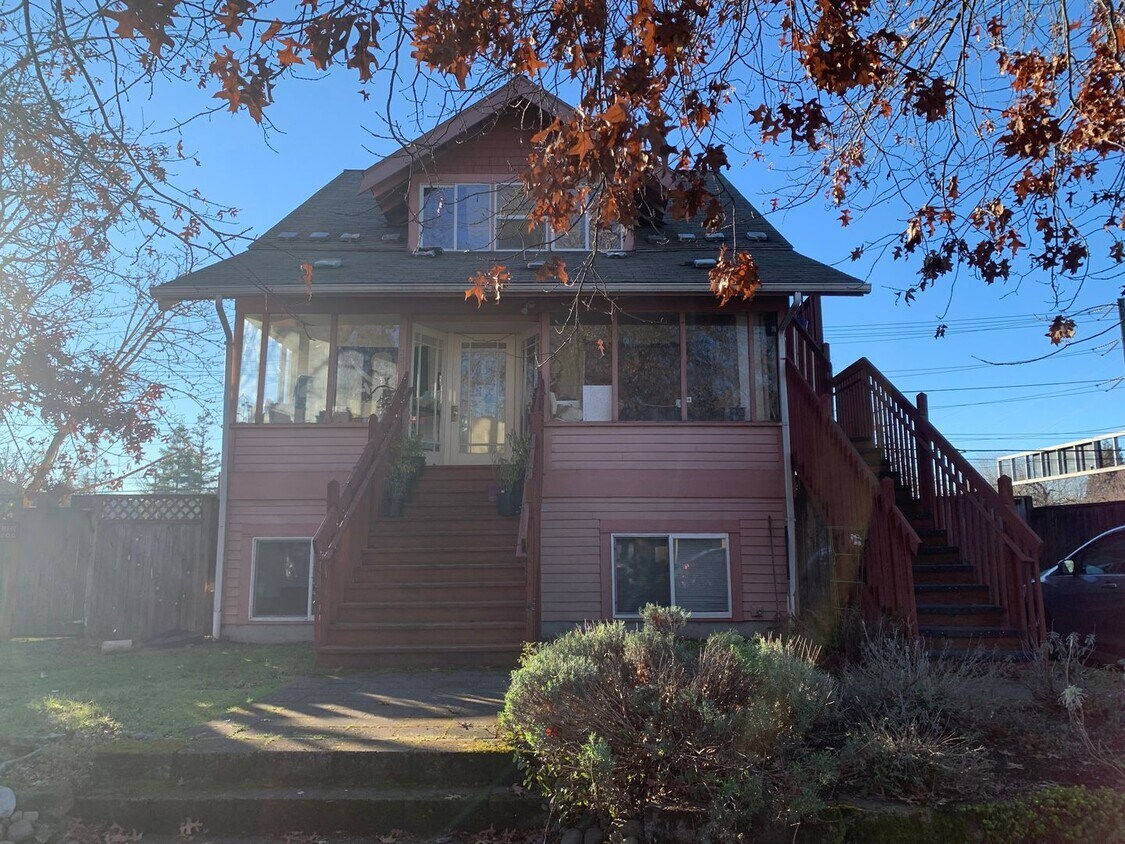 Primary Photo - 1338 Jefferson - 457-AD - R