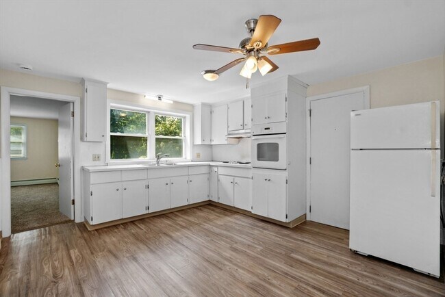 Foto del edificio - 623 Quincy Shore Dr
