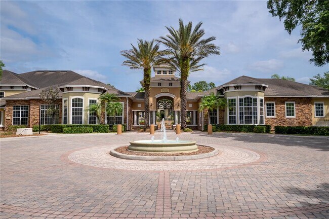 Foto del edificio - 9916 Courtney Palms Blvd