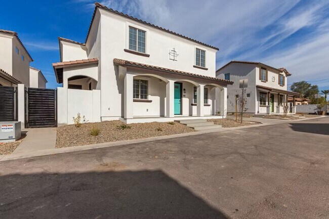 Building Photo - Monte Villagro