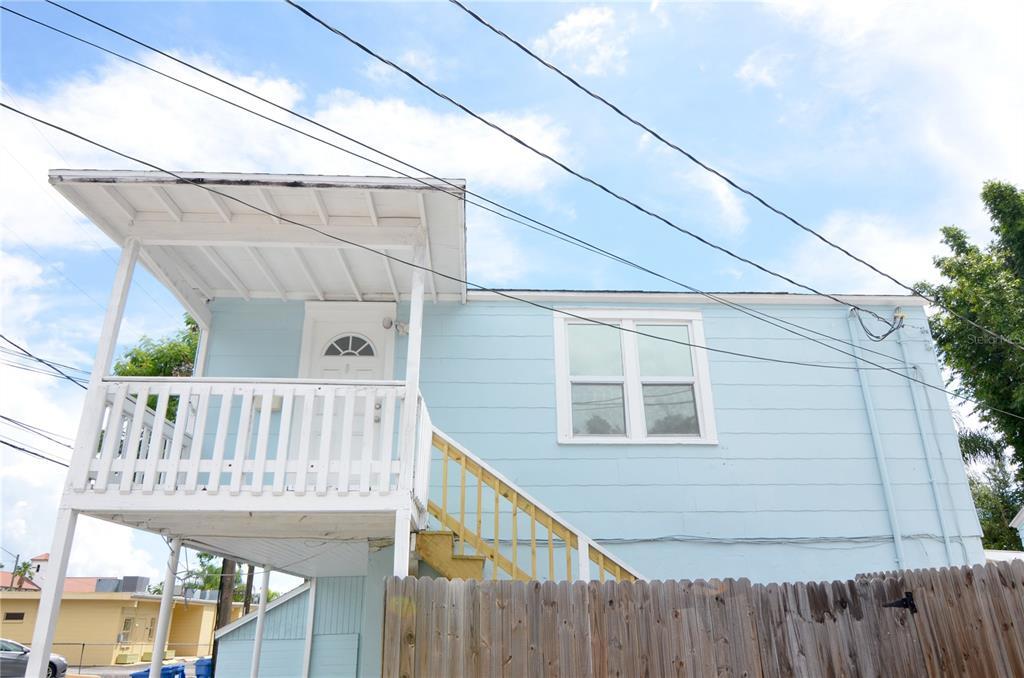 Primary Photo - 2649 Dartmouth Ave N