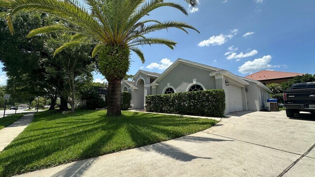 Foto del edificio - 1626 River Birch Ave