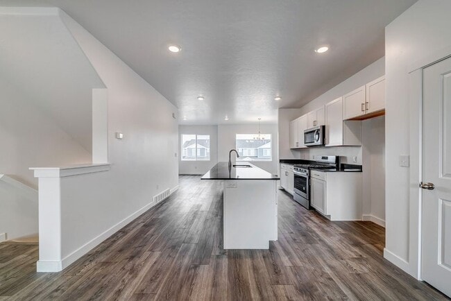 Building Photo - 1132 W 310 S