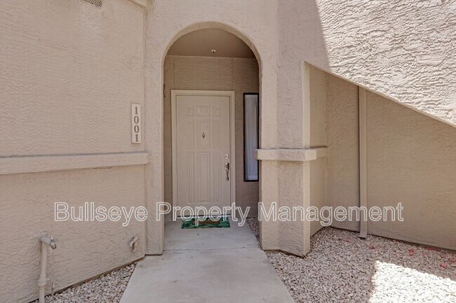 Foto del edificio - 15050 N Thompson Peak Pkwy