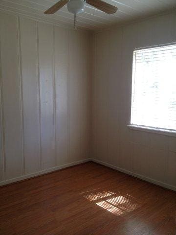 Building Photo - One Bedroom Unit In 4 Plex Ready To Go!!!