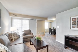 Woodington West Apartments photo'