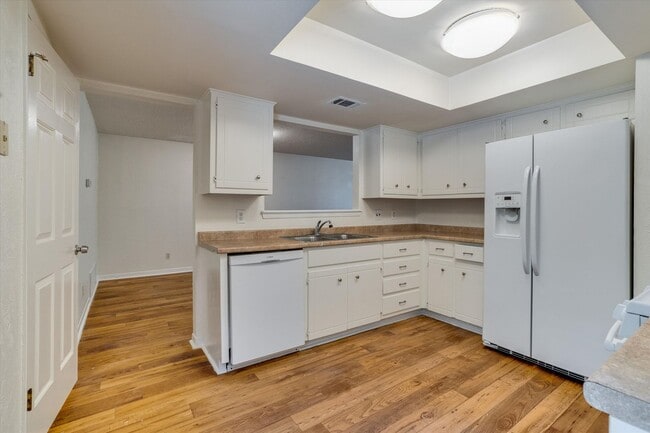 Building Photo - 3201 Twinberry Cove