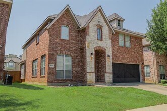 Building Photo - 1607 Lake Eden Dr