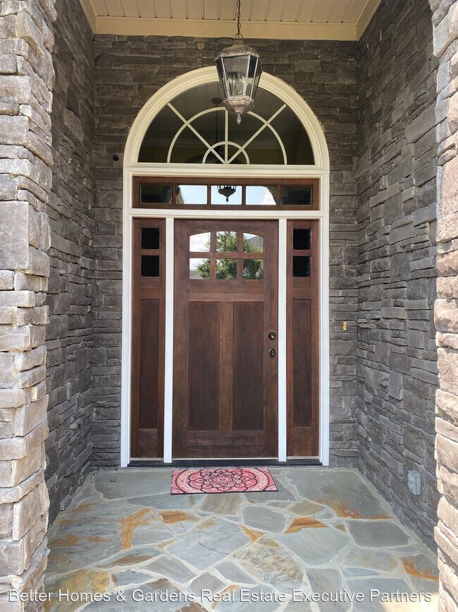 Foto del edificio - 4 br, 3 bath House - 5246 Windmill Pl