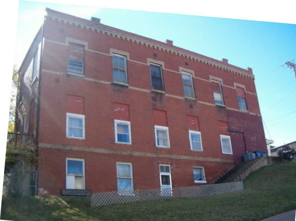 Foto del edificio - 104 S Canadian Ave