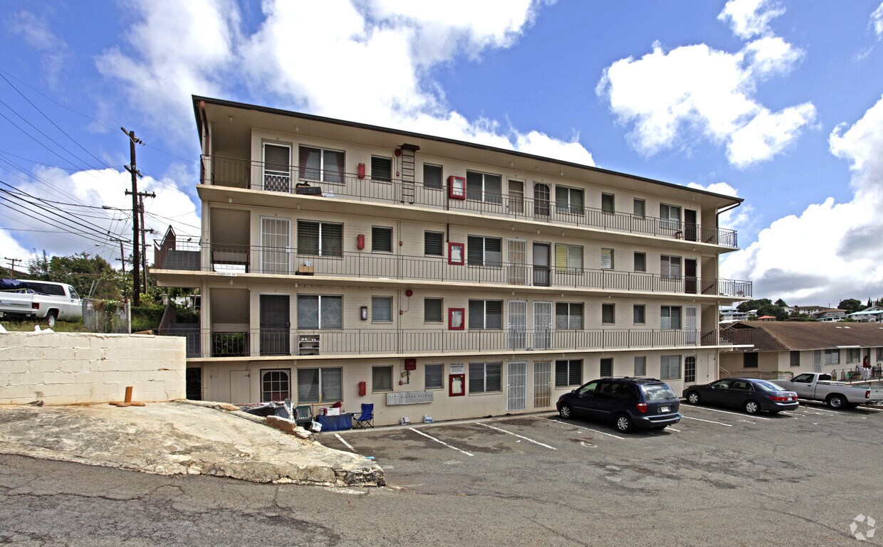 Building Photo - 99-803 Halawa Heights Rd