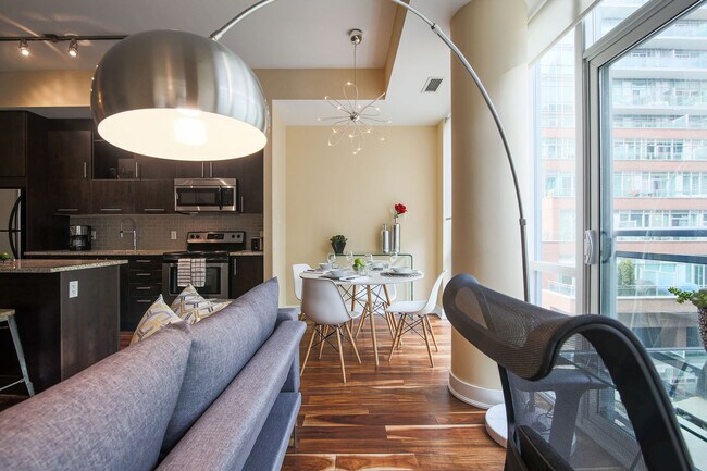 Building Photo - 333 Adelaide Street East-SI FL4-ID1034612P