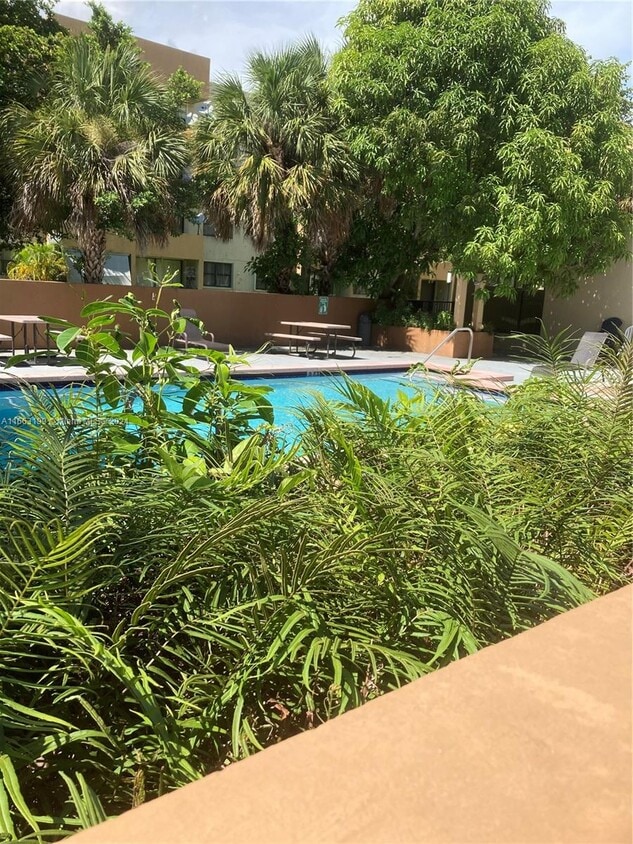 Foto del edificio - 8004 SW 149th Ave