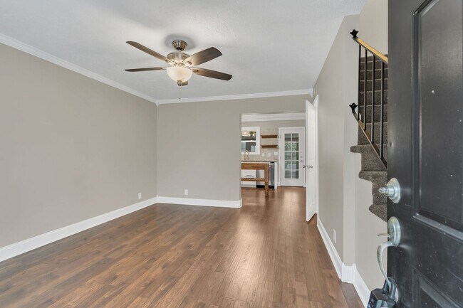 Foto del edificio - Charlotte Park Charm