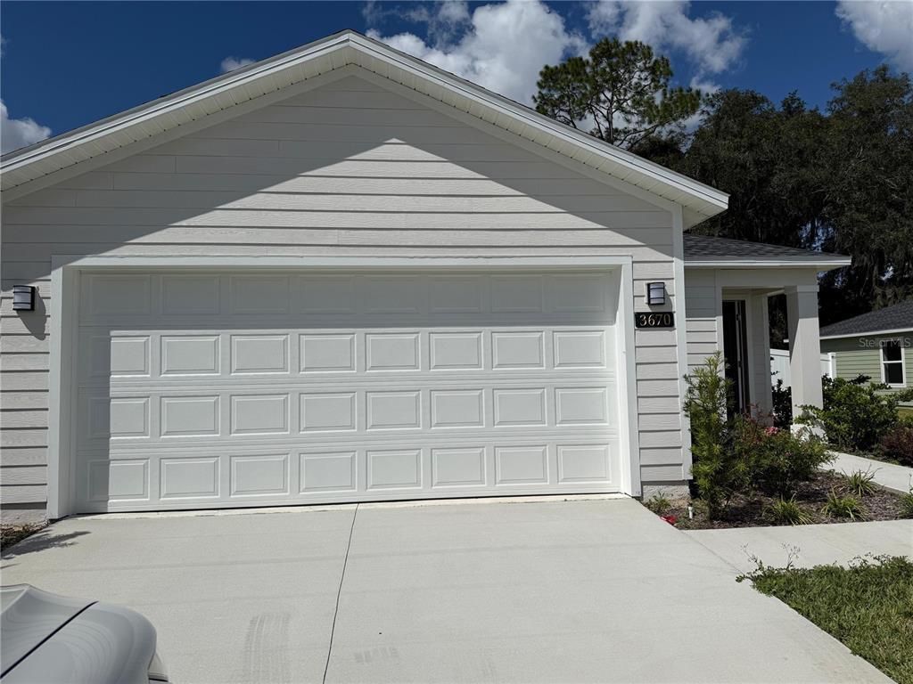 Foto principal - 3670 NE 30th Ter