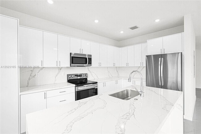 Foto del edificio - 22555 SW 125th Ave