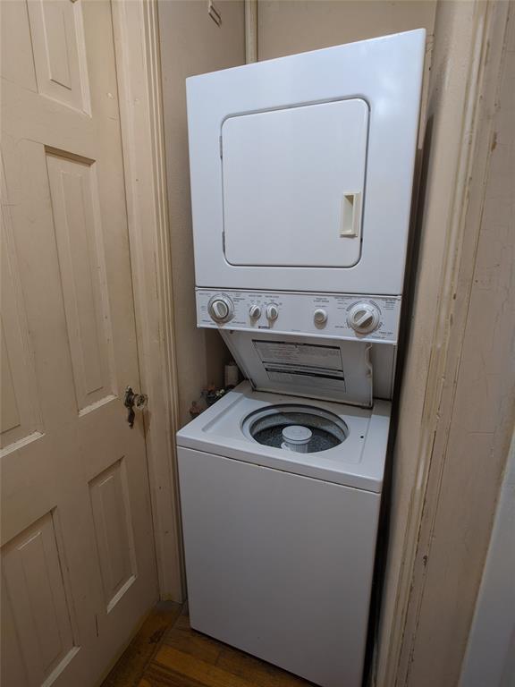 Foto del edificio - 5910 Martel Ave