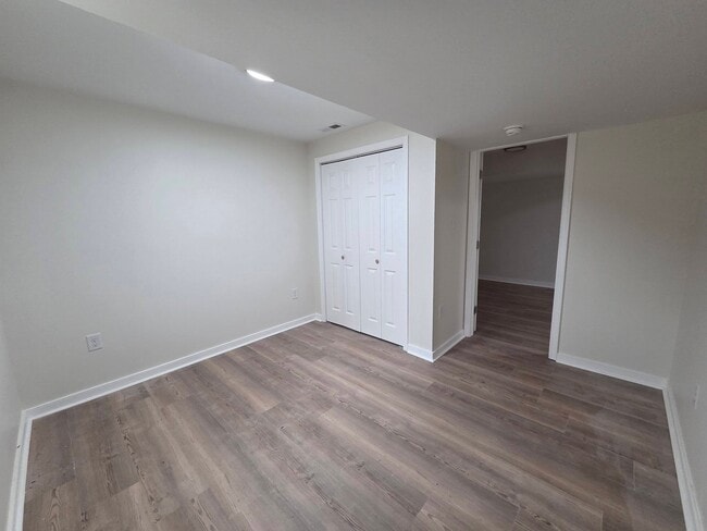 Building Photo - 5506 Campbell Ave