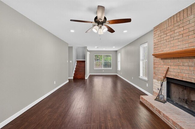 Building Photo - 7601 Windrush Dr