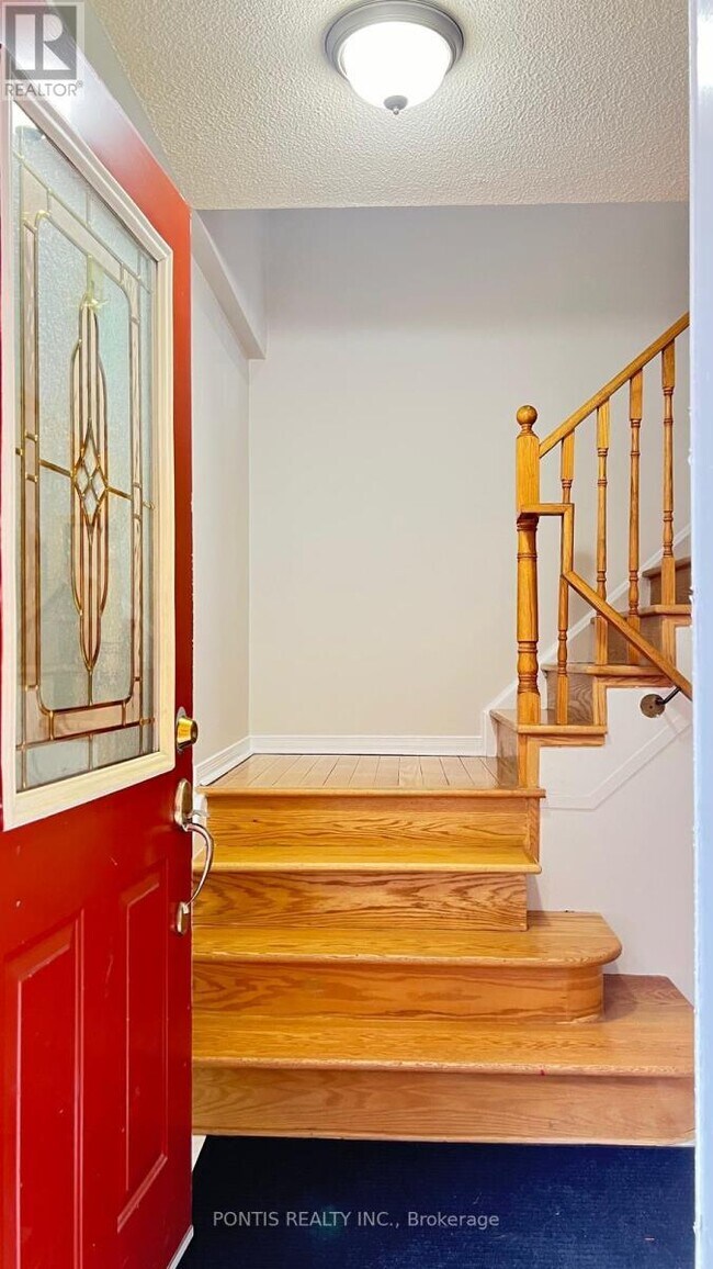 Building Photo - 33 Clover Bloom Rd