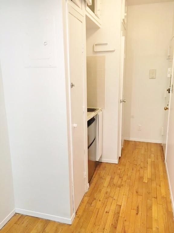 Building Photo - 455 W 47th St
