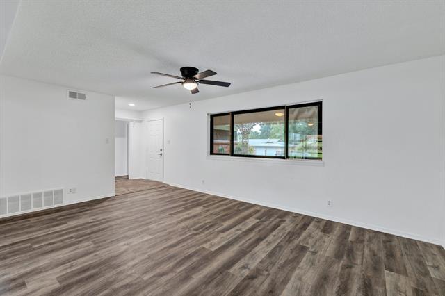 Foto del edificio - 1024 Eunice St