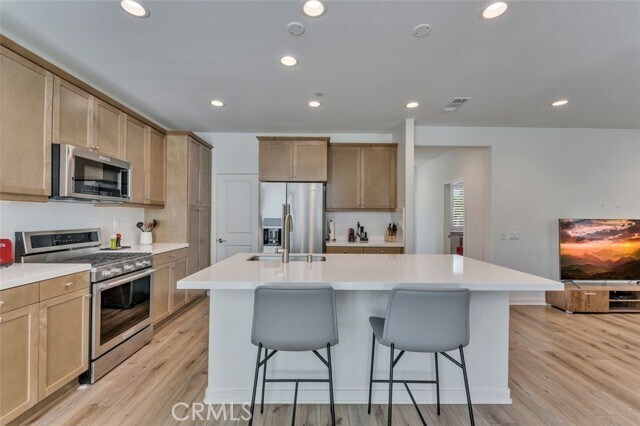 Building Photo - 11061 Renewal Dr