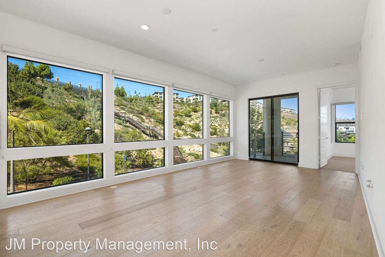 Foto principal - 2 br, 2 bath House - 8635 Aspect Dr