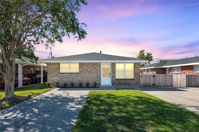 Building Photo - 2508 Chalona Dr