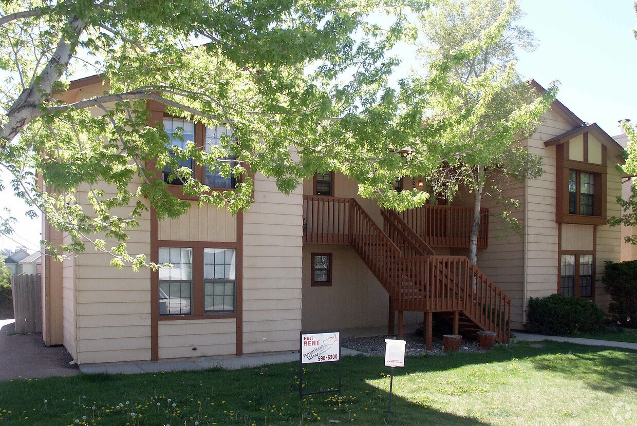 Building Photo - 2225-2231 Split Rock Dr