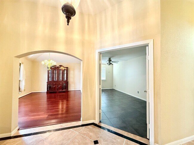 Foto del edificio - 8514 Spotslyvania Ln