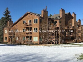Building Photo - 6118 Habitat Dr