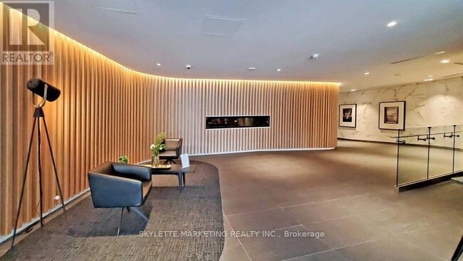 Building Photo - 160 Flemington Rd