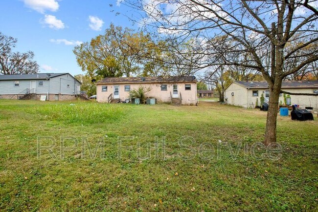 Building Photo - 758 Scott Dr