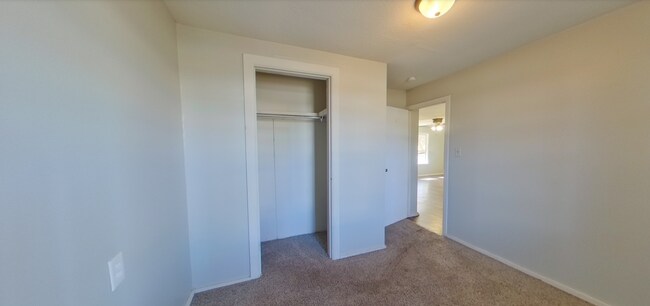 Building Photo - 3D Tour Available - Located in St. George ...