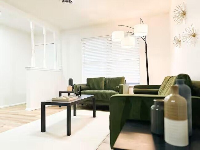 Foto del edificio - 501 NW Compass Dr
