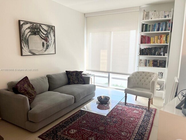 Foto del edificio - 31 SE 6th St