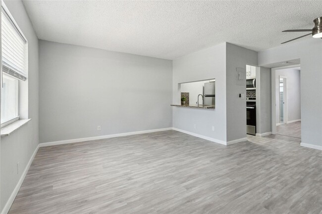 Foto del edificio - 1470 N Dixie Hwy