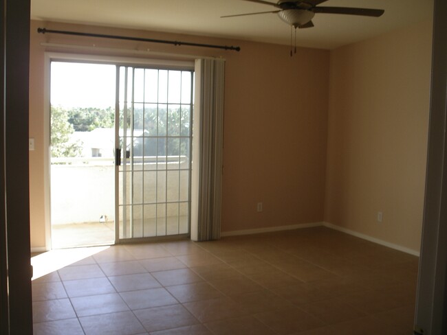 Master Bedroom - 1901 Cutlass Dr