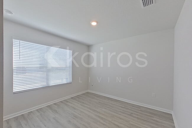 Building Photo - 4807 Malay Cir