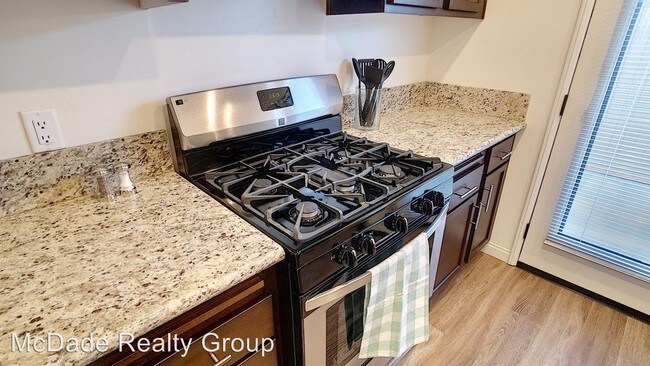 Foto del edificio - 14273 Rios Canyon Rd