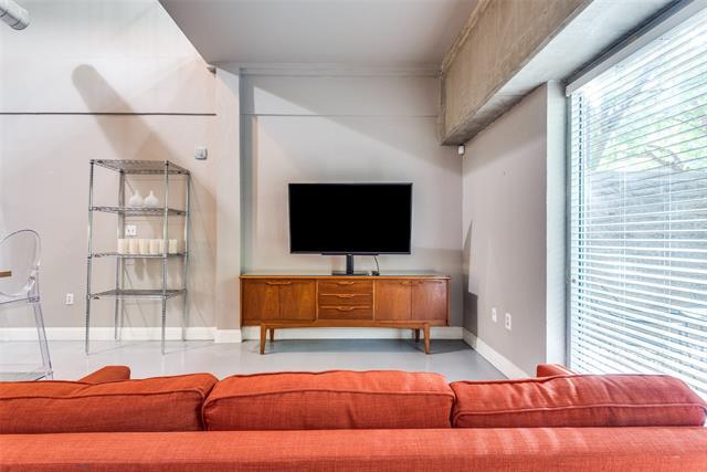Foto del edificio - 1001 Belleview St