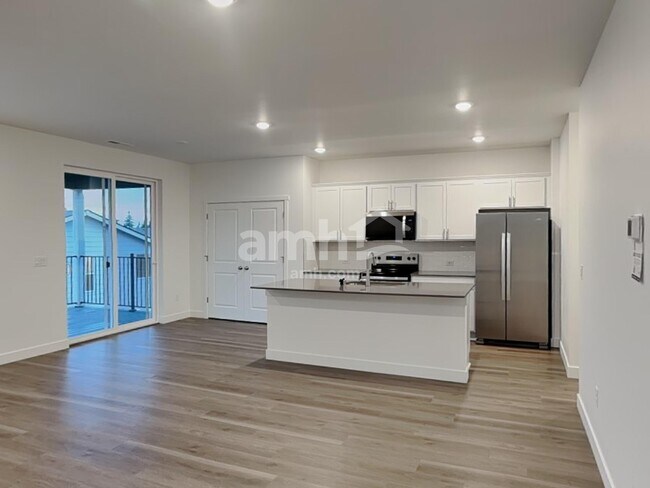 Foto del edificio - 8544 47th Pl NE