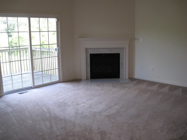 Living Room - 106 Pumpkin Patch Ln