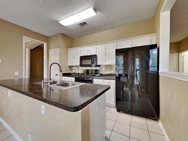 Foto del edificio - 3406 Broadview Ct