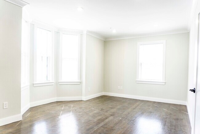 Building Photo - 22 Brighton Ave