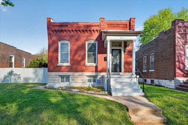 Foto del edificio - 8215 Pennsylvania Ave